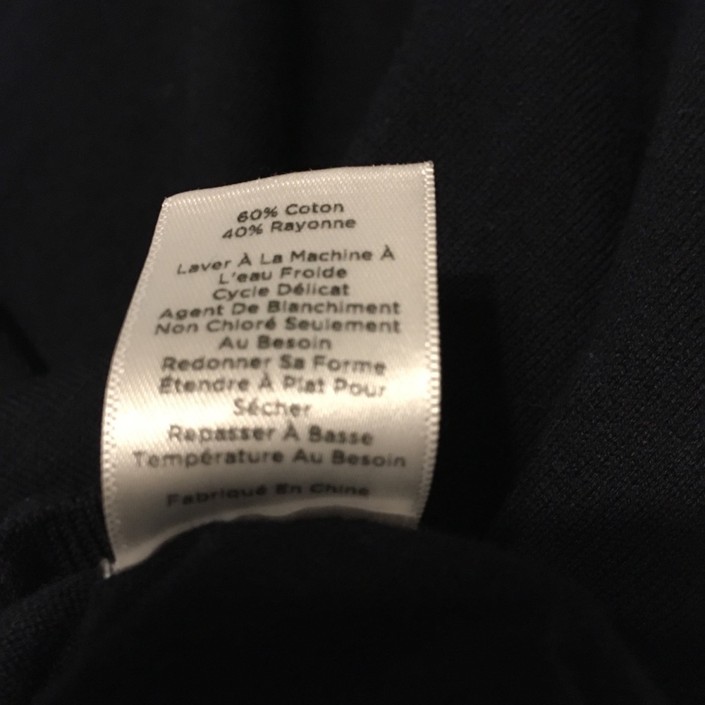 Talbots navy classic cardigan size M - Picture 6 of 6